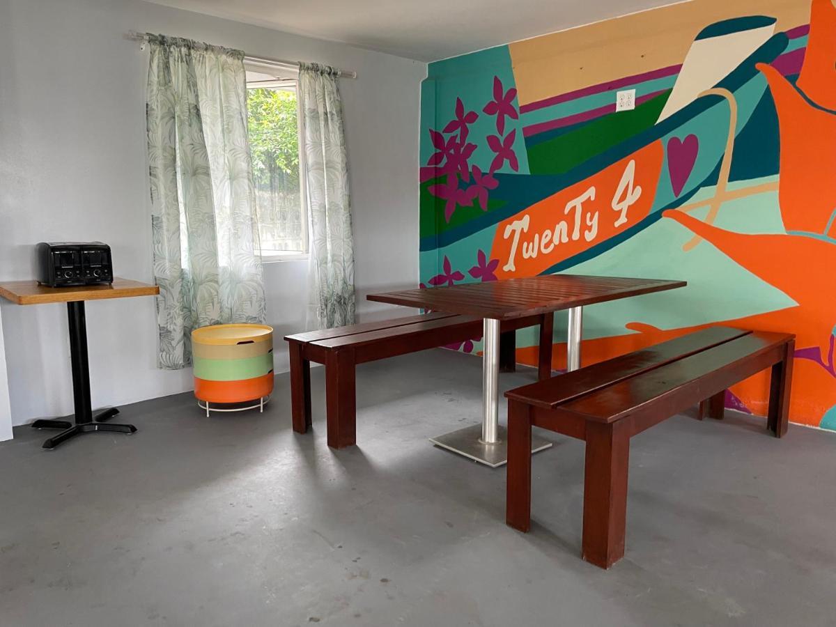 Twenty4 Hostel Paramaribo Exterior photo