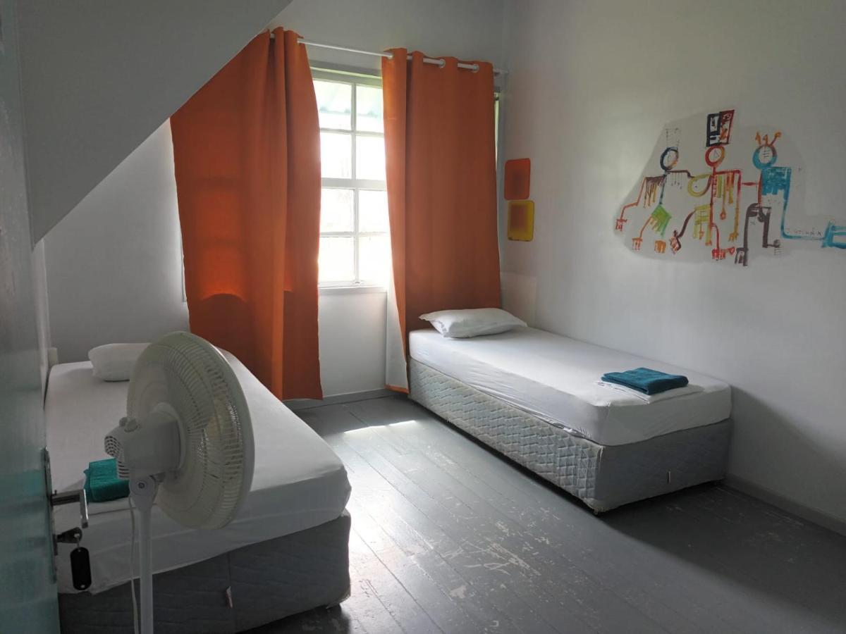 Twenty4 Hostel Paramaribo Exterior photo