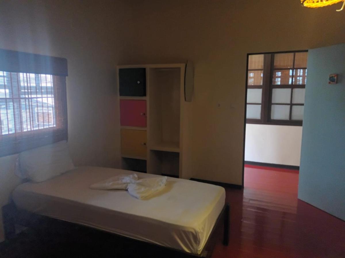 Twenty4 Hostel Paramaribo Exterior photo