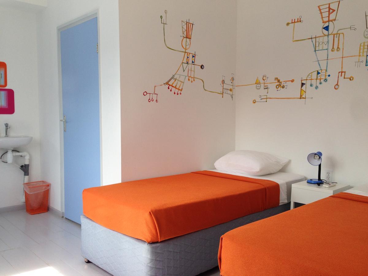 Twenty4 Hostel Paramaribo Exterior photo