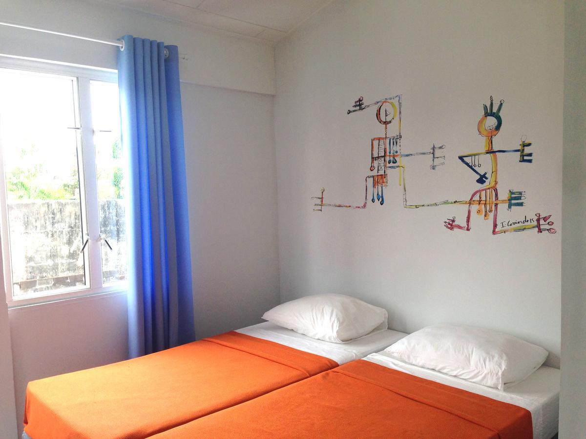 Twenty4 Hostel Paramaribo Exterior photo